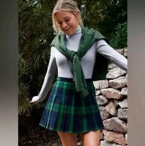Aerie Pleated Plaid Mini Skirt in Green Blue Size S NWOT